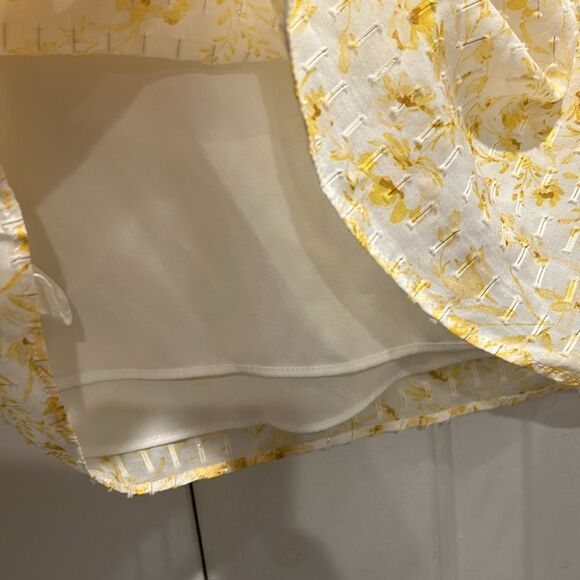 NWT Intermix Yellow Silk Top/Blouse, Size 0 - Picture 7 of 14